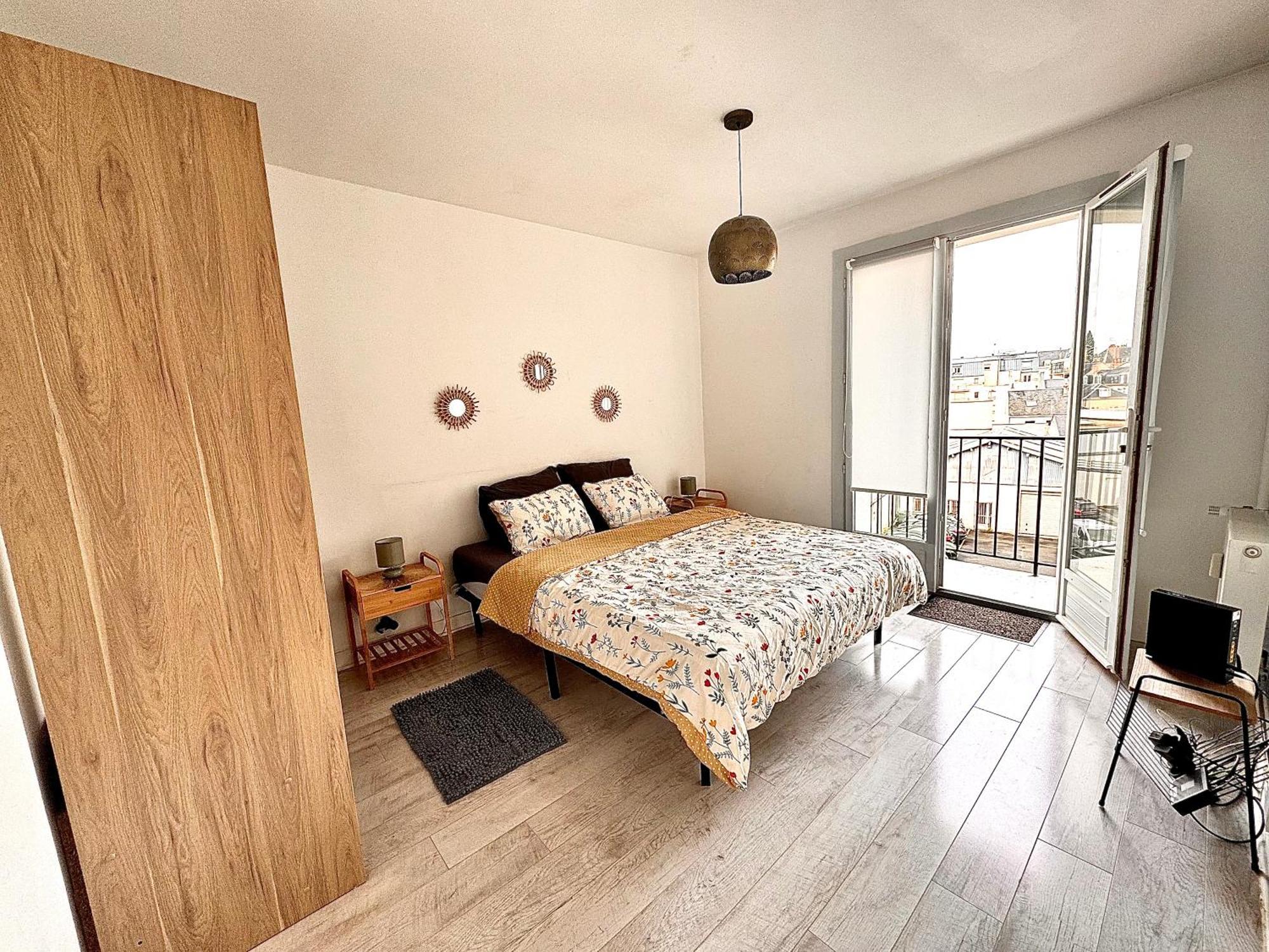 T2 - Face De La Gare Sncf Avec Un Balcon Et Un Garage Apartment ออร์เลออง ภายนอก รูปภาพ